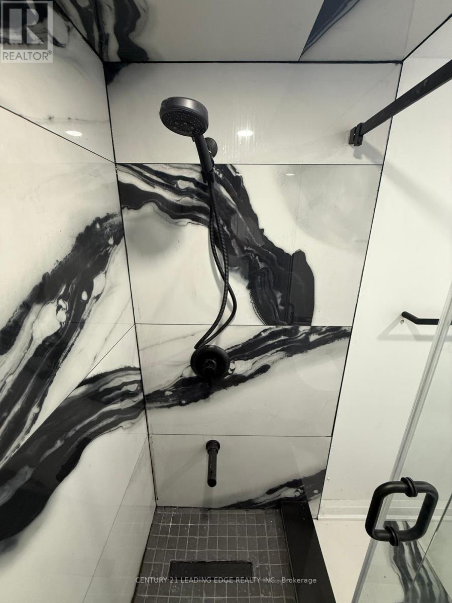 1685 William Lott Drive, Oshawa, Ontario  L1H 7K5 - Photo 7 - E13007954