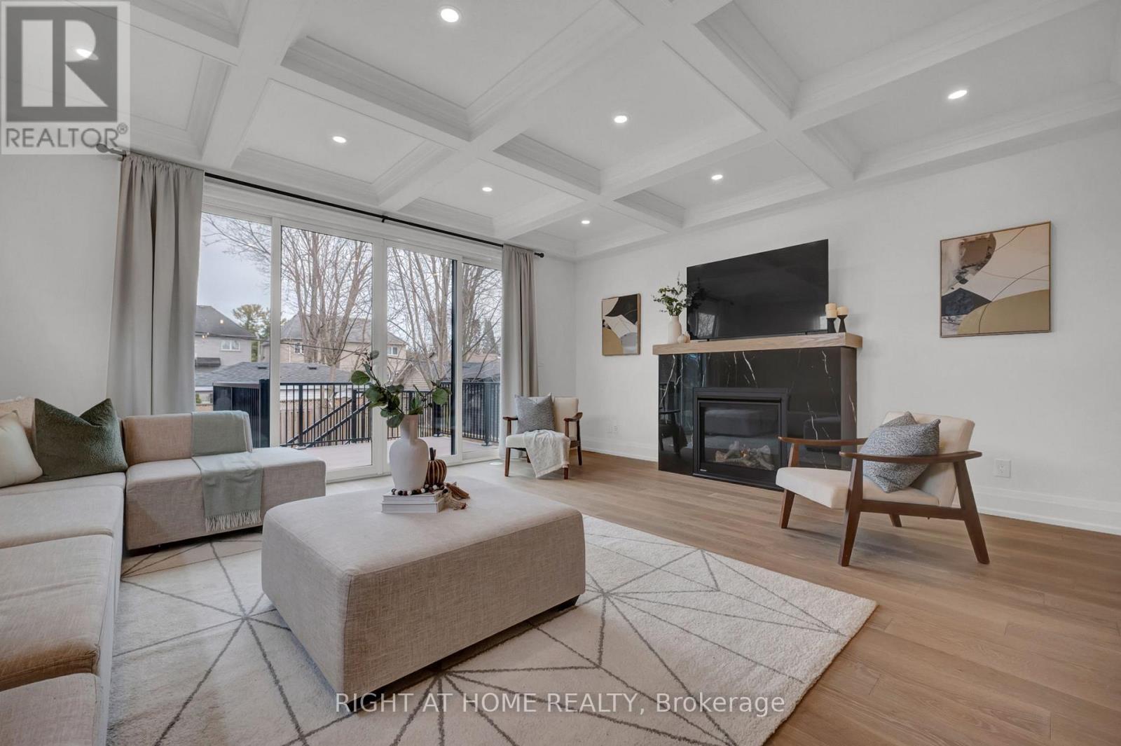 819 Fairview Avenue, Pickering, Ontario  L1W 1M7 - Photo 20 - E13008010