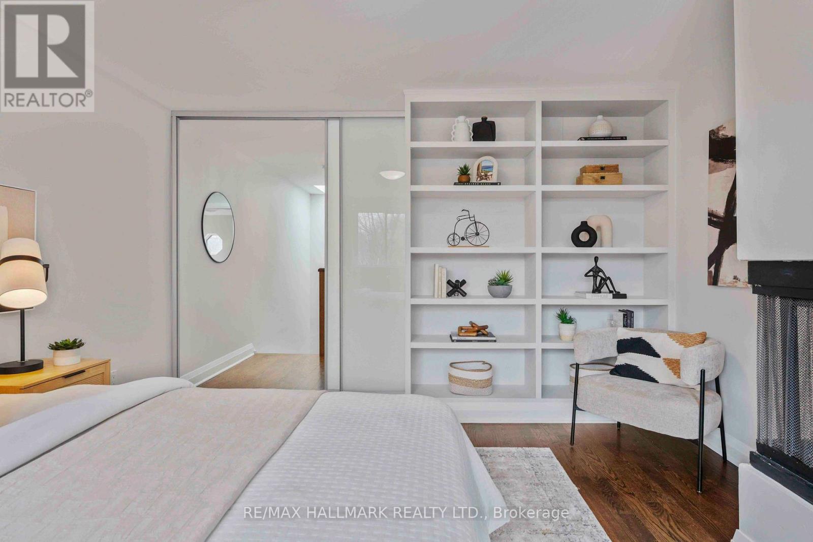 455 Broadview Avenue, Toronto, Ontario  M4K 2N3 - Photo 33 - E13008016