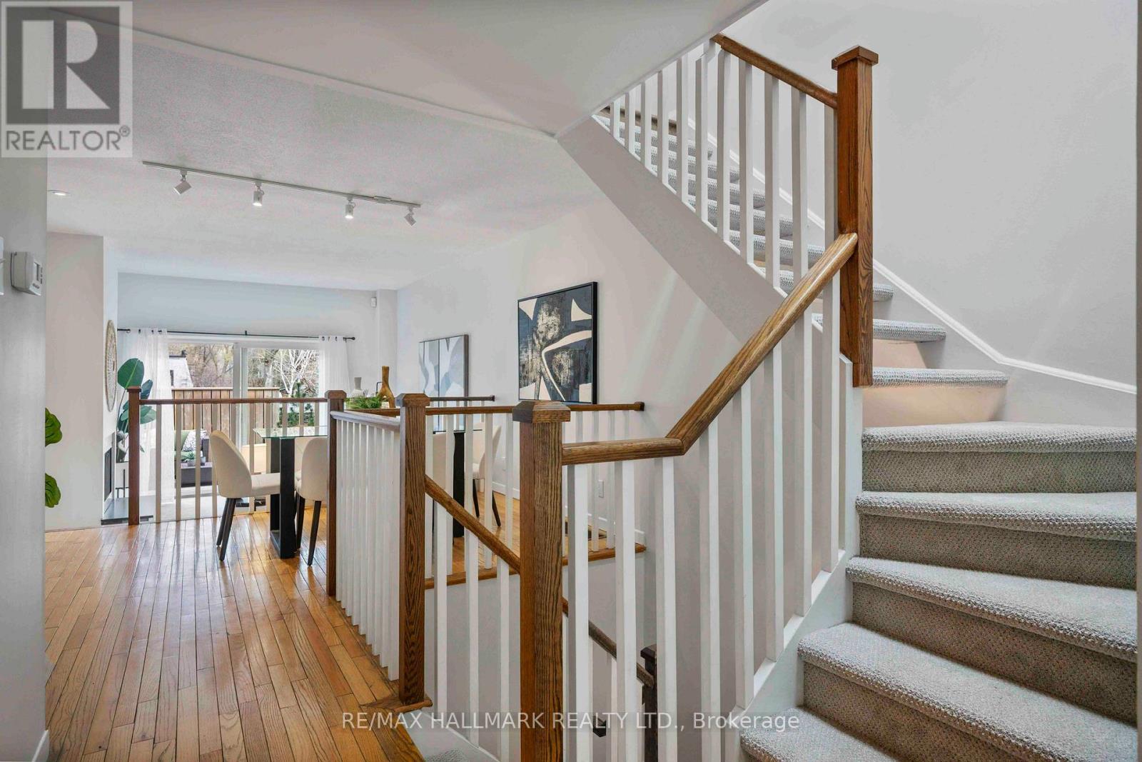 455 Broadview Avenue, Toronto, Ontario  M4K 2N3 - Photo 7 - E13008016