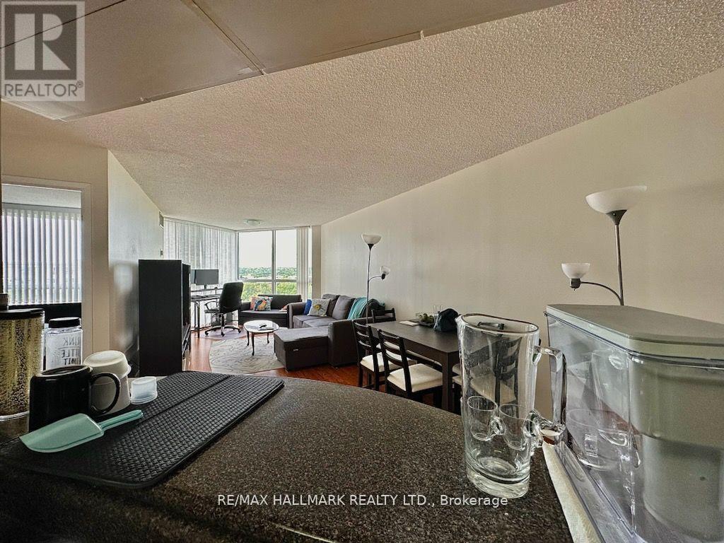 1110 - 7 Concorde Place, Toronto, Ontario  M3C 3N4 - Photo 2 - C12994214