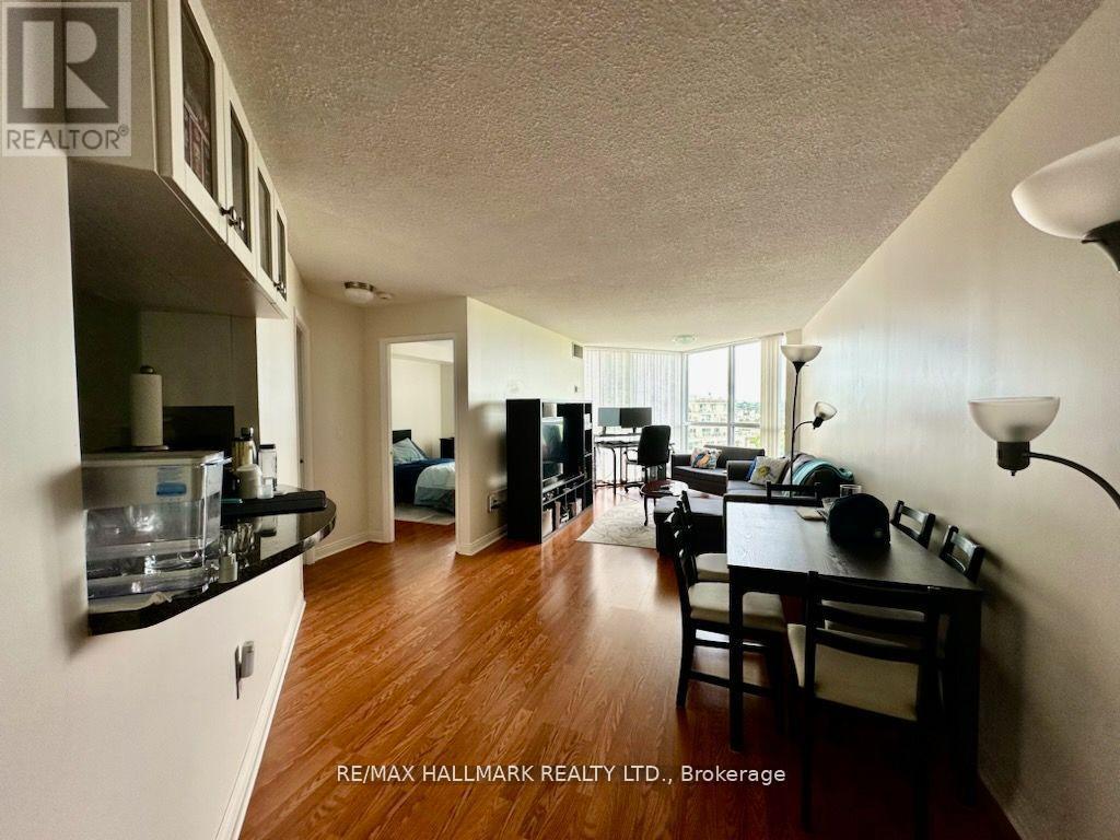 1110 - 7 Concorde Place, Toronto, Ontario  M3C 3N4 - Photo 3 - C12994214