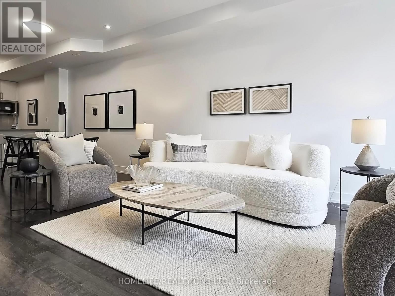 1076 LANSDOWNE AVENUE, Toronto, Ontario