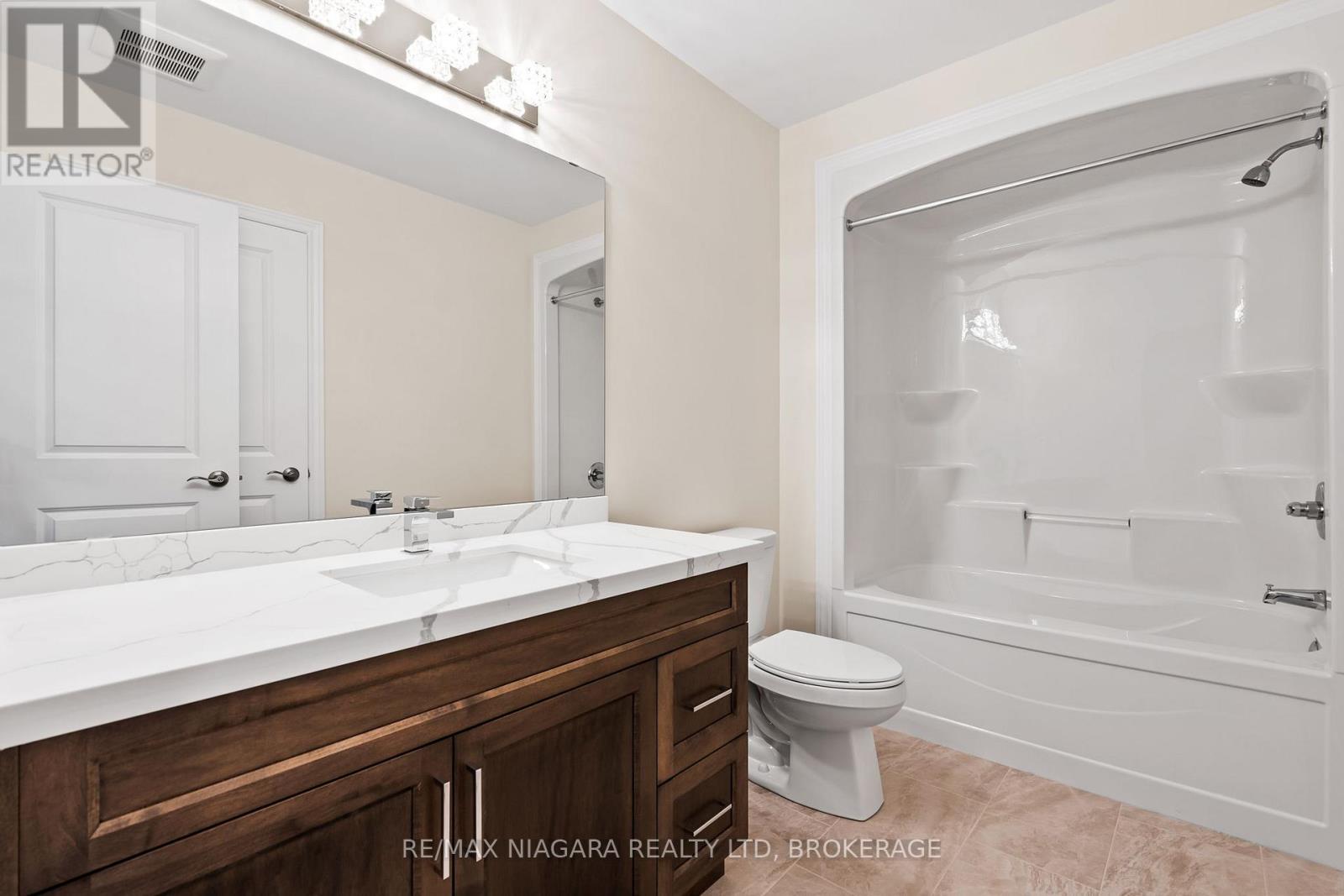 B - 427 Vine Street, St. Catharines, Ontario  L2M 3S6 - Photo 13 - X13007880