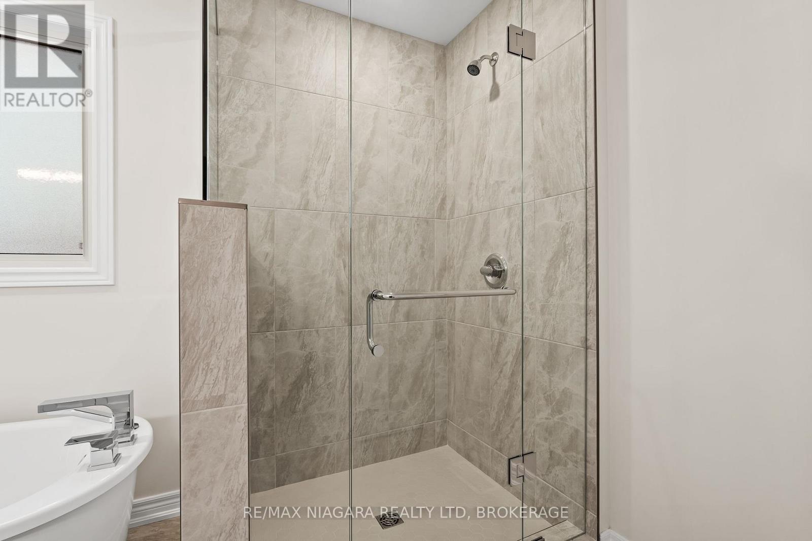 B - 427 Vine Street, St. Catharines, Ontario  L2M 3S6 - Photo 19 - X13007880