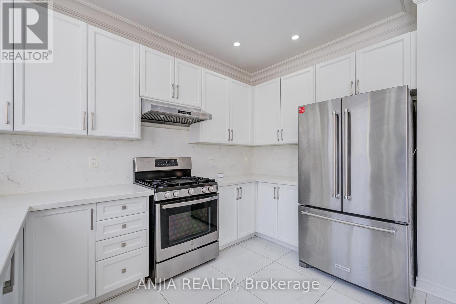 203 James Ratcliff Avenue, Whitchurch-Stouffville, Ontario  L4A 0L5 - Photo 19 - N13007892