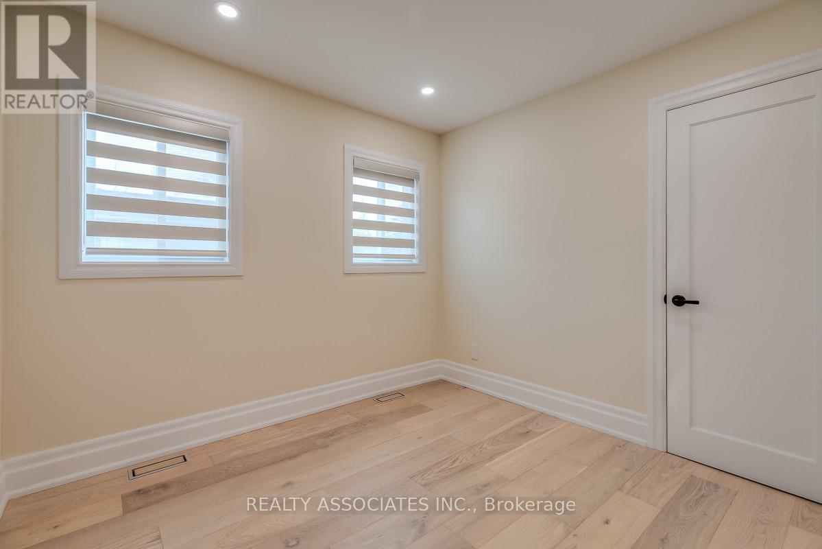 348 Miami Drive, Georgina, Ontario  L4P 2Z7 - Photo 20 - N13007902