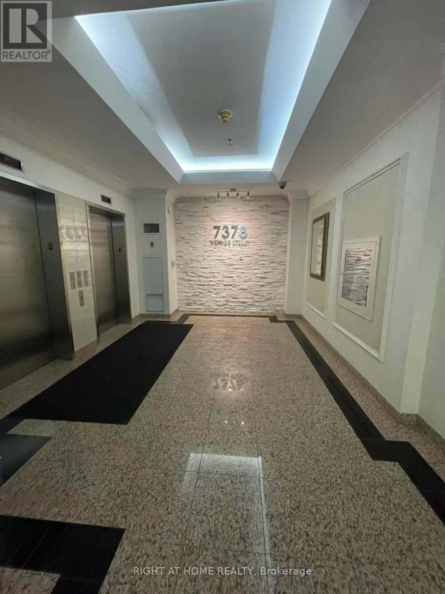 212 - 7378 YONGE STREET, Vaughan, Ontario