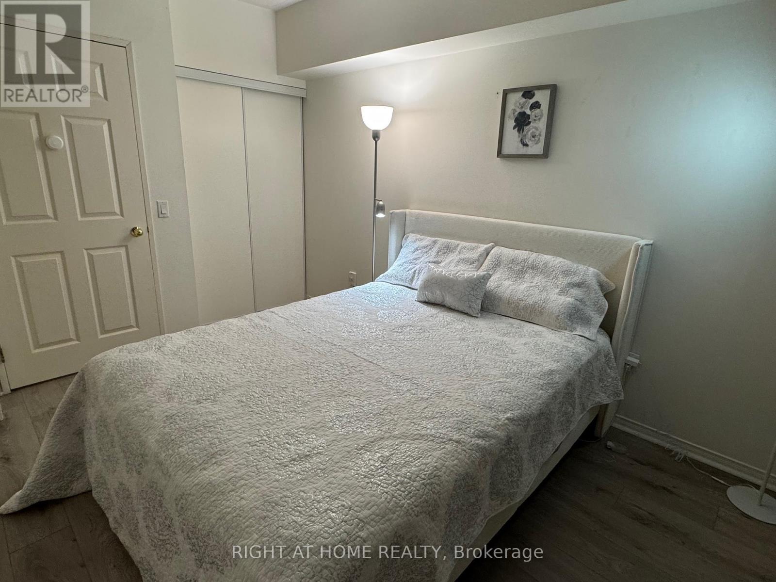 212 - 7378 Yonge Street, Vaughan, Ontario  L4J 8J1 - Photo 5 - N13007906