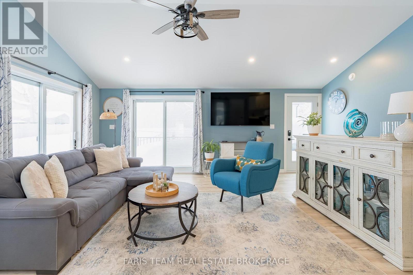 550 Second Avenue, Tay (Port Mcnicoll), Ontario  L0K 1R0 - Photo 14 - S13007970