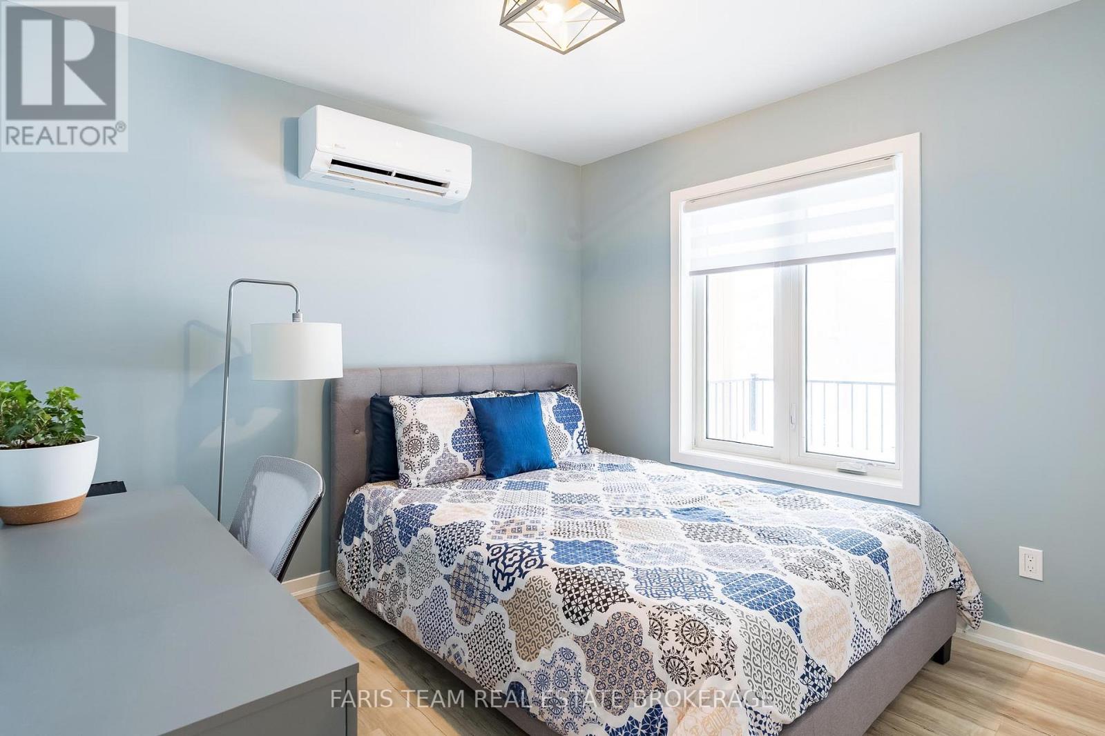 550 Second Avenue, Tay (Port Mcnicoll), Ontario  L0K 1R0 - Photo 21 - S13007970