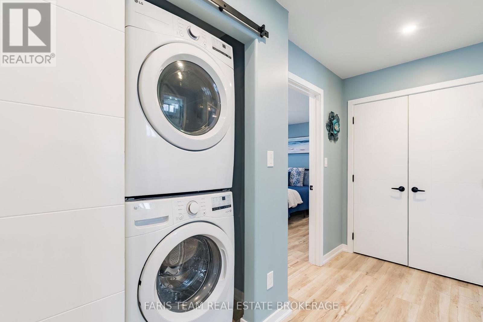 550 Second Avenue, Tay (Port Mcnicoll), Ontario  L0K 1R0 - Photo 23 - S13007970