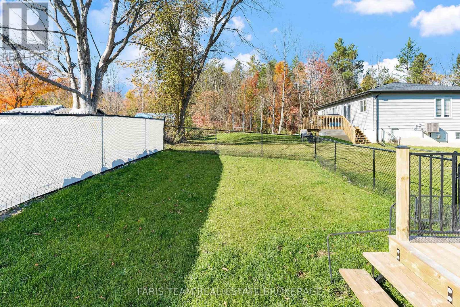 550 Second Avenue, Tay (Port Mcnicoll), Ontario  L0K 1R0 - Photo 26 - S13007970