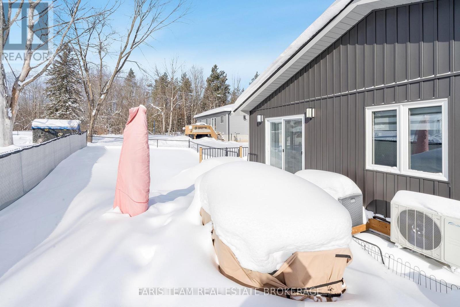 550 Second Avenue, Tay (Port Mcnicoll), Ontario  L0K 1R0 - Photo 39 - S13007970