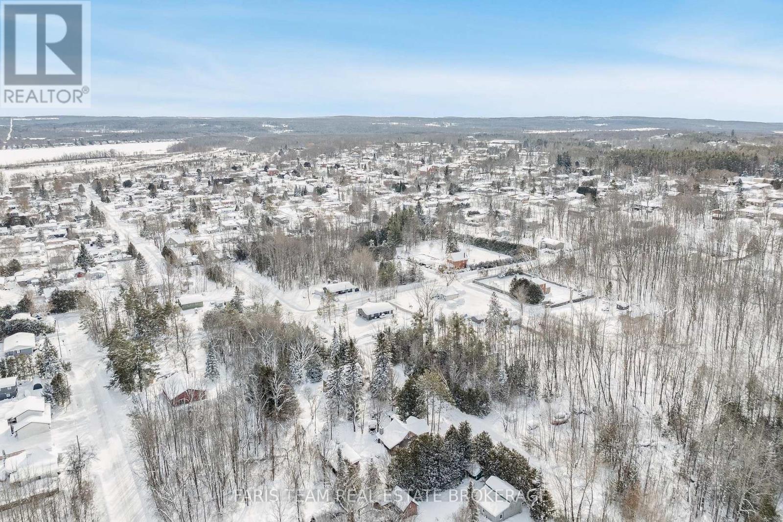 550 Second Avenue, Tay (Port Mcnicoll), Ontario  L0K 1R0 - Photo 43 - S13007970