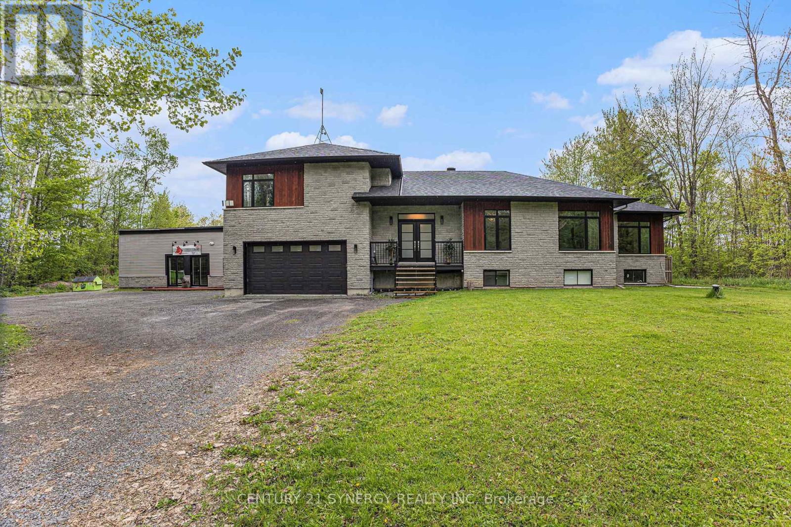 238 BASELINE ROAD, Clarence-Rockland, Ontario