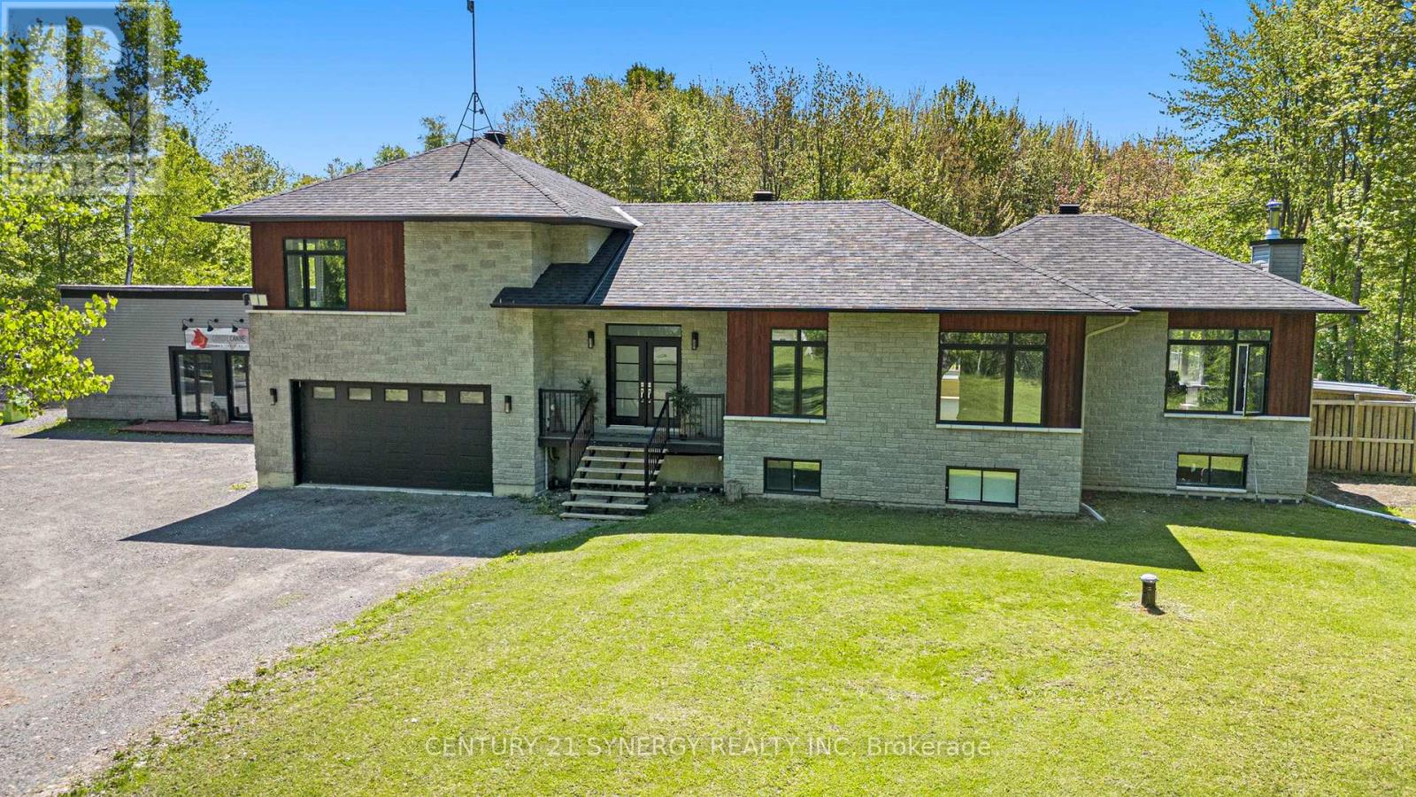 238 Baseline Road, Clarence-Rockland, Ontario  K4K 1K9 - Photo 2 - X13007812