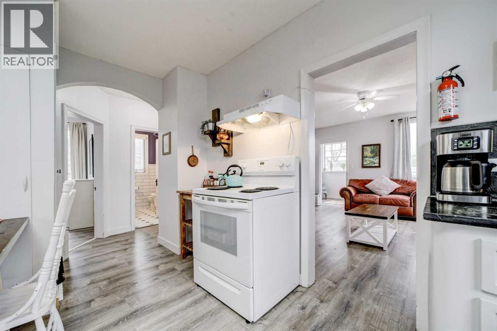 8630 17 Avenue, Coleman, Alberta  T0K 0M0 - Photo 6 - A2300593