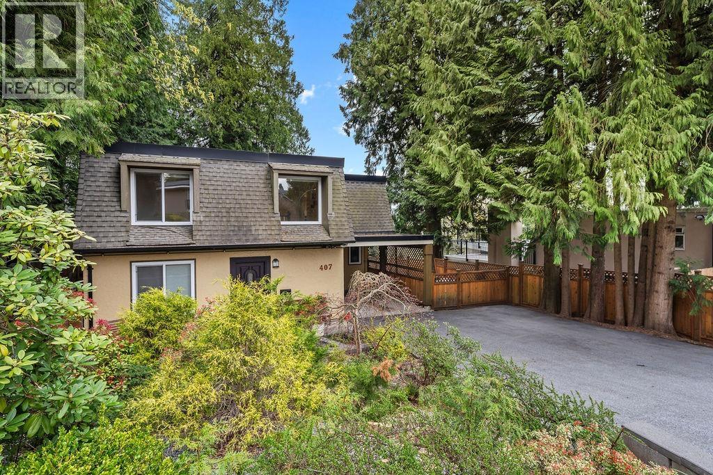 407 Dartmoor Drive, Coquitlam, British Columbia V3K 5V3 - Photo 2 - R3111925