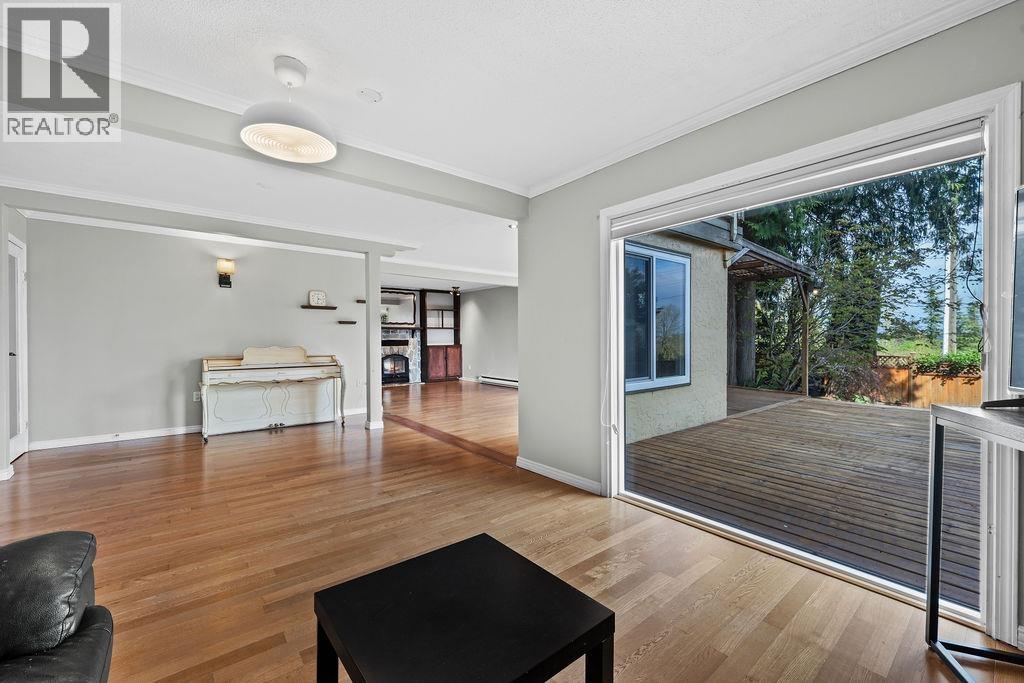 407 Dartmoor Drive, Coquitlam, British Columbia V3K 5V3 - Photo 16 - R3111925