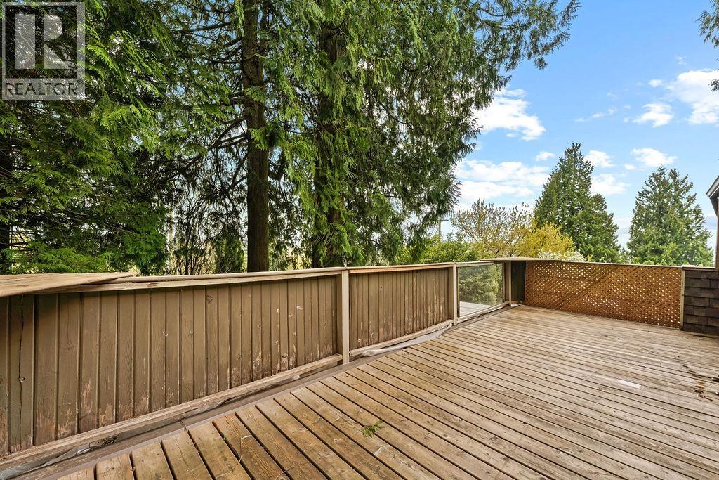 407 Dartmoor Drive, Coquitlam, British Columbia V3K 5V3 - Photo 27 - R3111925