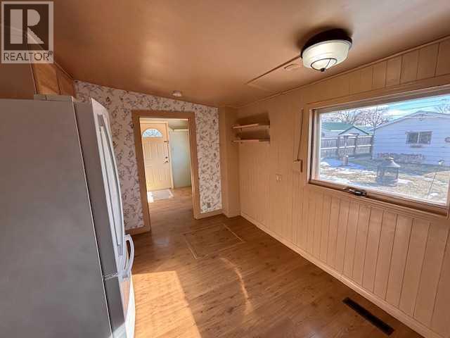 341 50 Avenue W, Claresholm, Alberta  T0L 0T0 - Photo 7 - A2289549