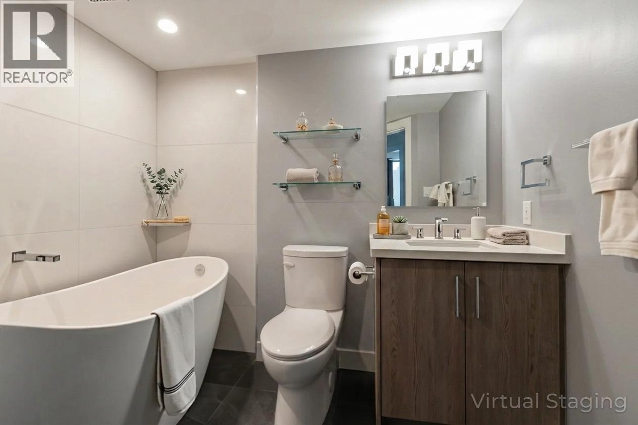 1104 38 Leopold Place, New Westminster, British Columbia  V3L 2C6 - Photo 13 - R3112317