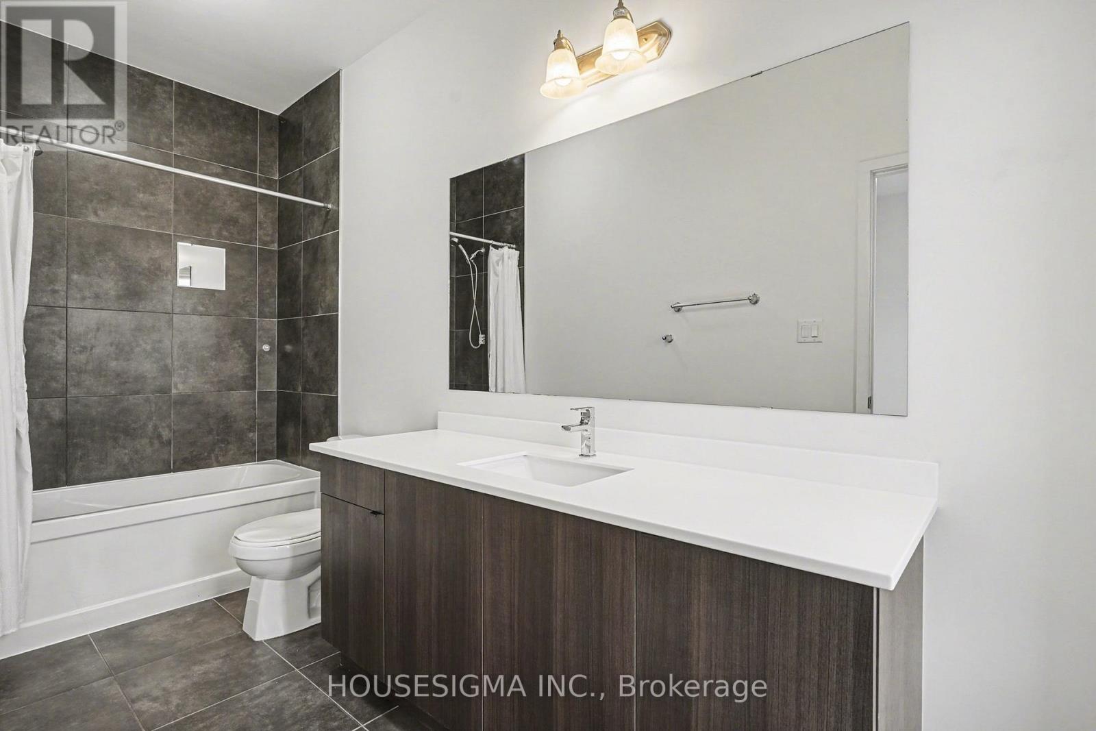 197 Sabina Drive, Oakville, Ontario  L6H 0L4 - Photo 21 - W13007842