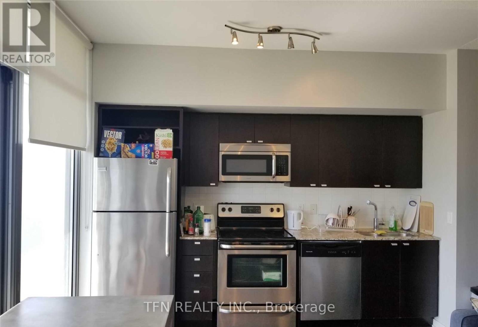 1005 - 105 The Queensway Avenue, Toronto, Ontario  M6S 5B3 - Photo 17 - W13007860