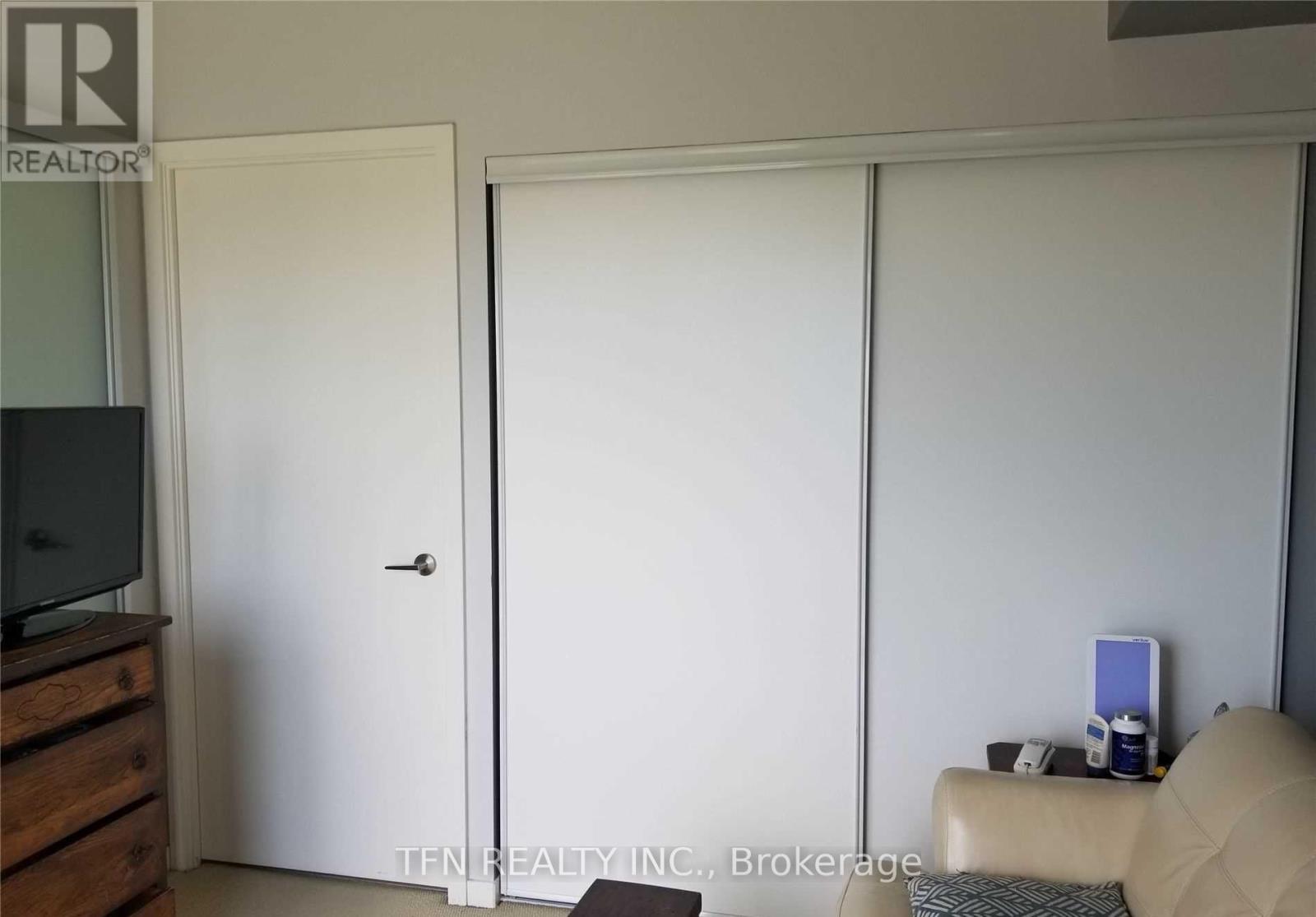 1005 - 105 The Queensway Avenue, Toronto, Ontario  M6S 5B3 - Photo 21 - W13007860