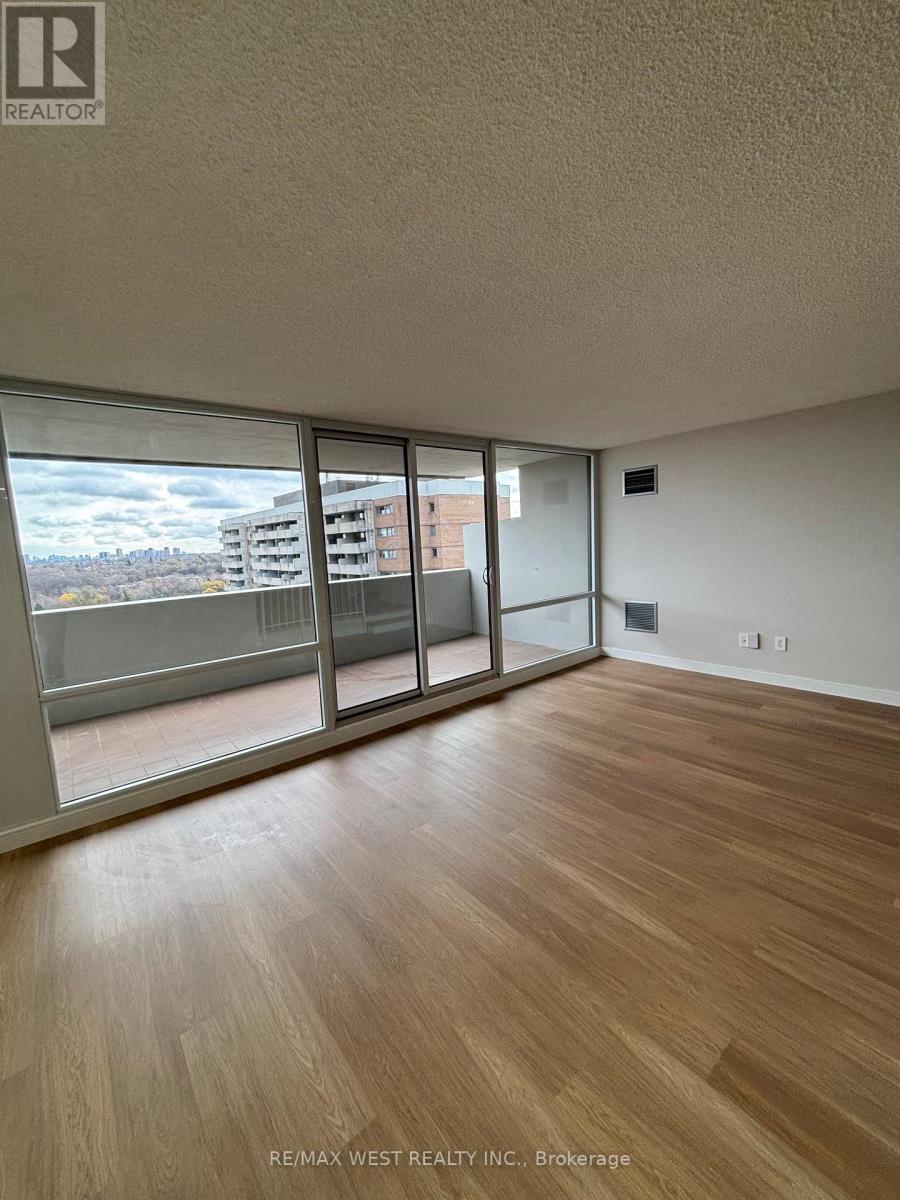 1908 - 260 Scarlett Road, Toronto, Ontario  M6N 4X6 - Photo 10 - W13007876