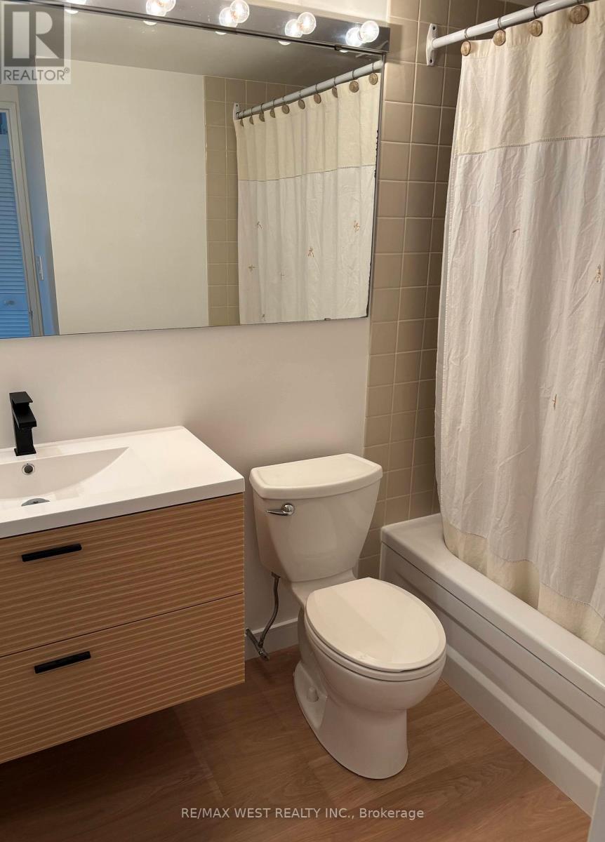 1908 - 260 Scarlett Road, Toronto, Ontario  M6N 4X6 - Photo 15 - W13007876