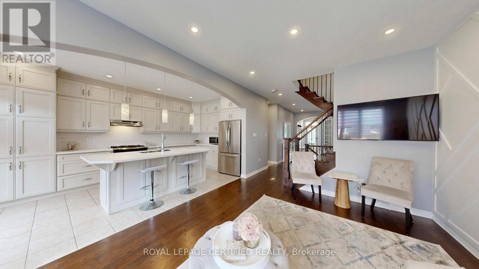 367 English Mill Court, Milton, Ontario  L9E 0A7 - Photo 10 - W13007890