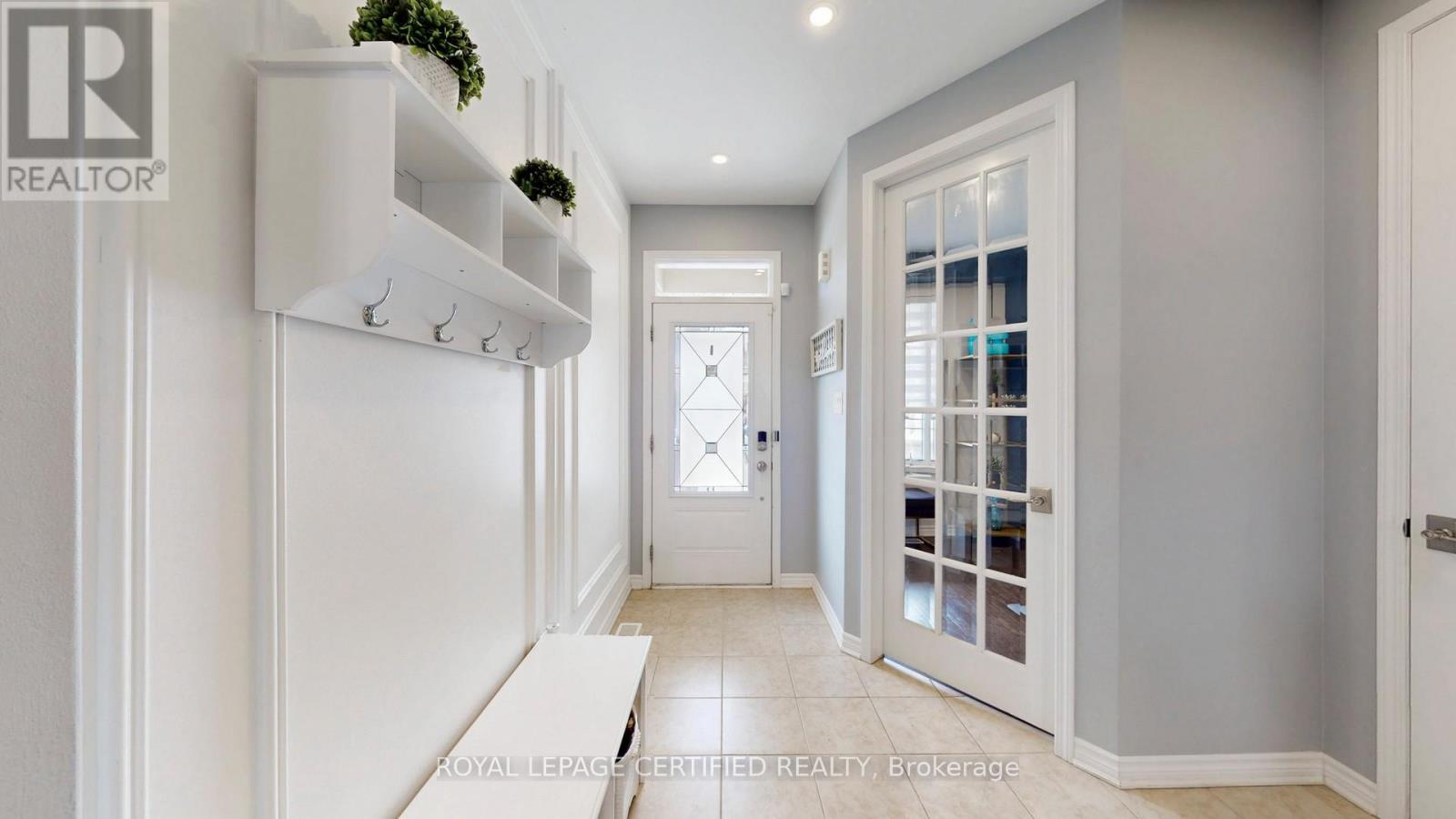 367 English Mill Court, Milton, Ontario  L9E 0A7 - Photo 4 - W13007890