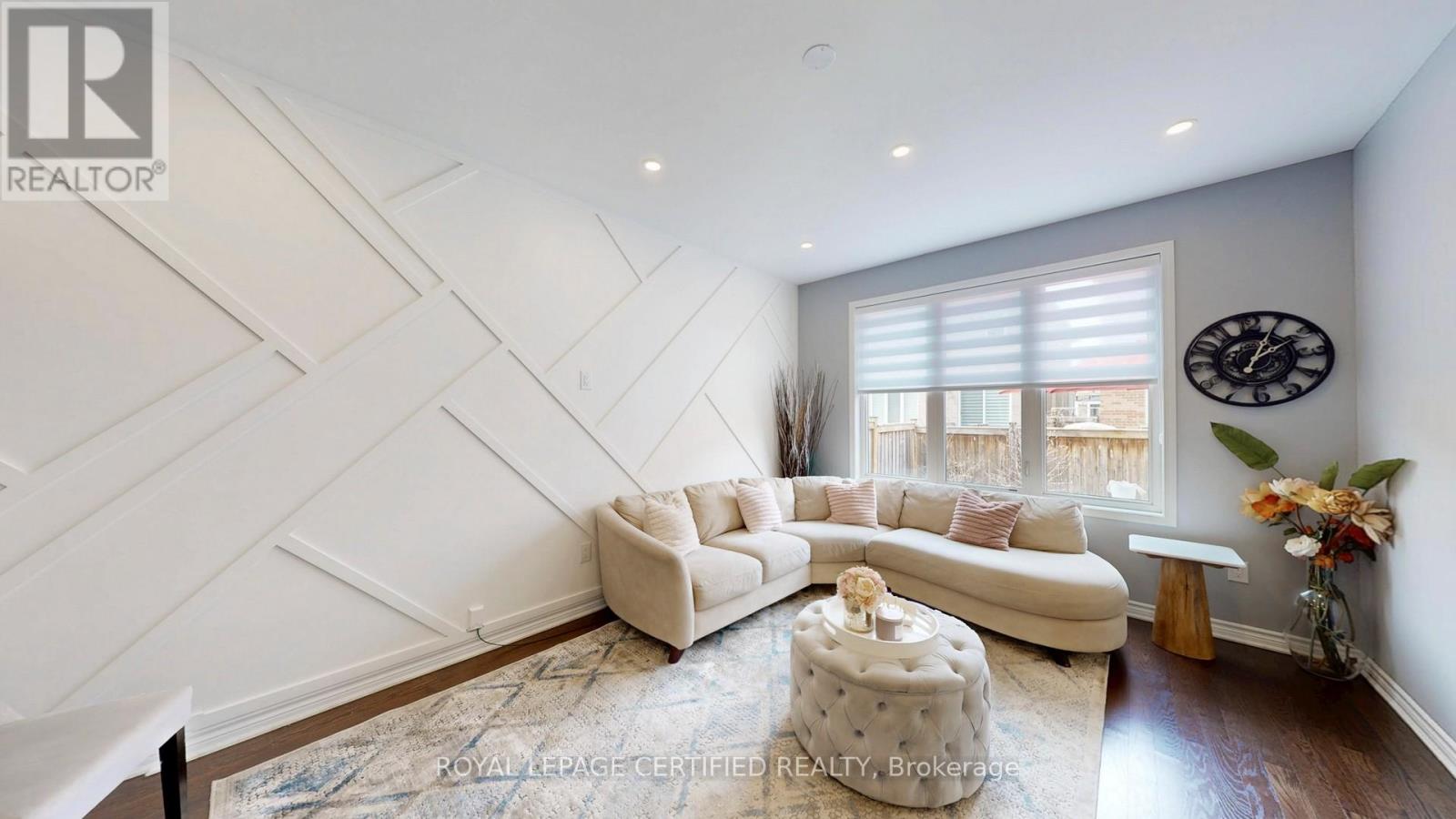 367 English Mill Court, Milton, Ontario  L9E 0A7 - Photo 7 - W13007890