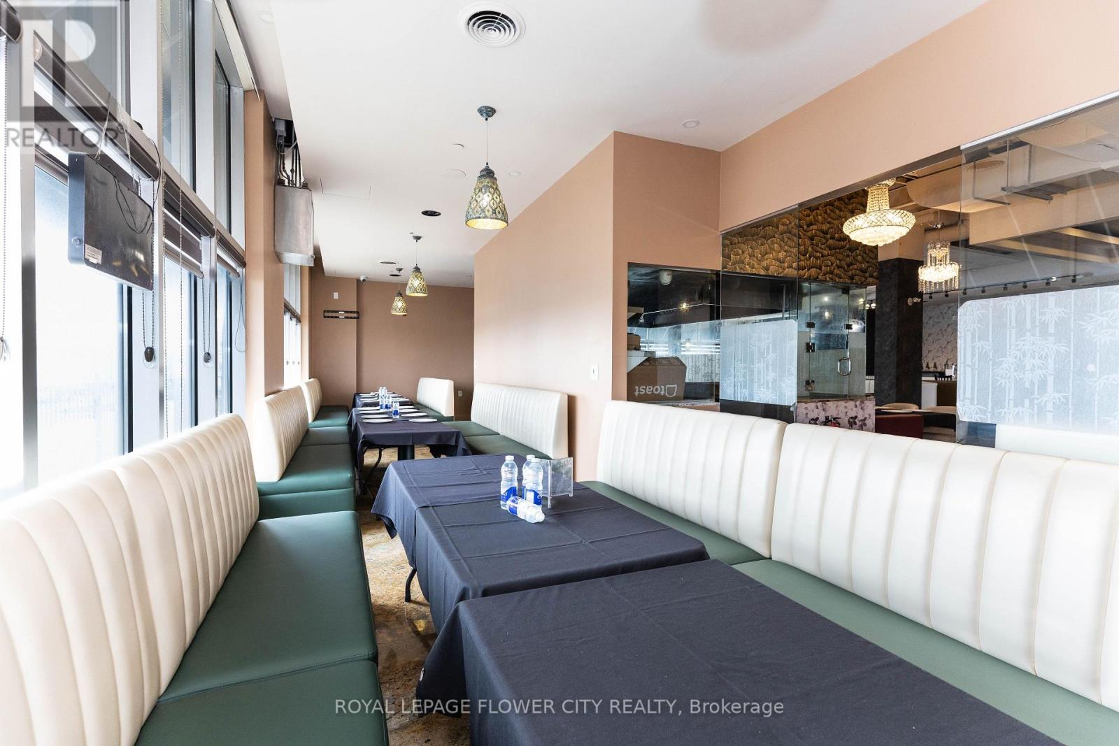 102 - 15 Gateway Boulevard, Brampton, Ontario  L6T 0H4 - Photo 16 - W13007942