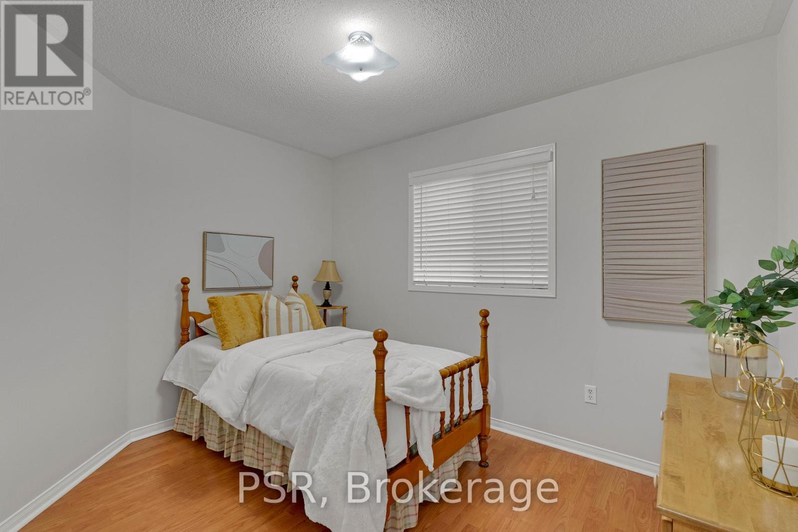 8 Southbury Manor Drive, Caledon, Ontario  L7E 1X7 - Photo 14 - W13007966