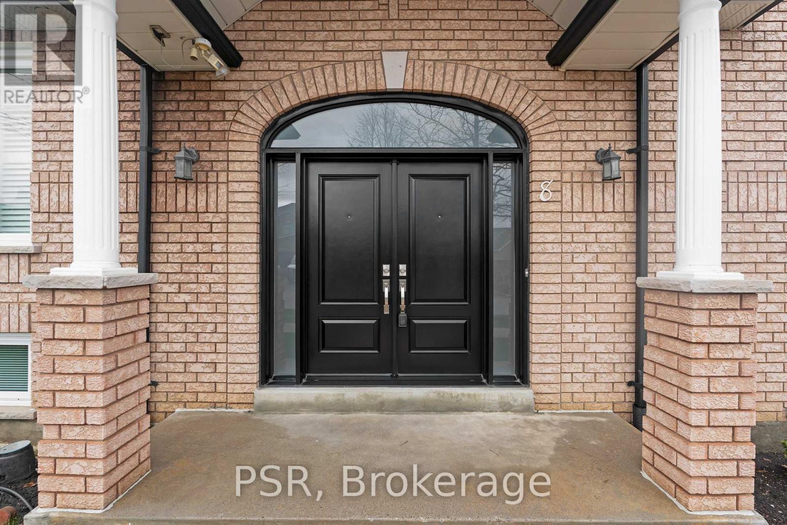 8 Southbury Manor Drive, Caledon, Ontario  L7E 1X7 - Photo 6 - W13007966