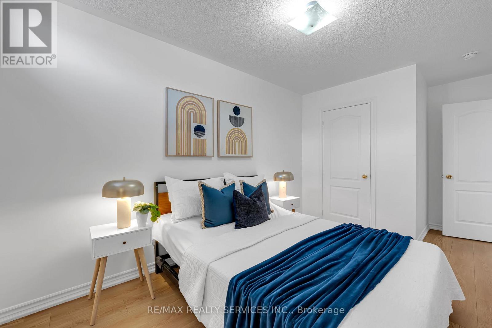 6 Rabbit Run Way, Brampton, Ontario  L6Z 0B4 - Photo 17 - W13007976