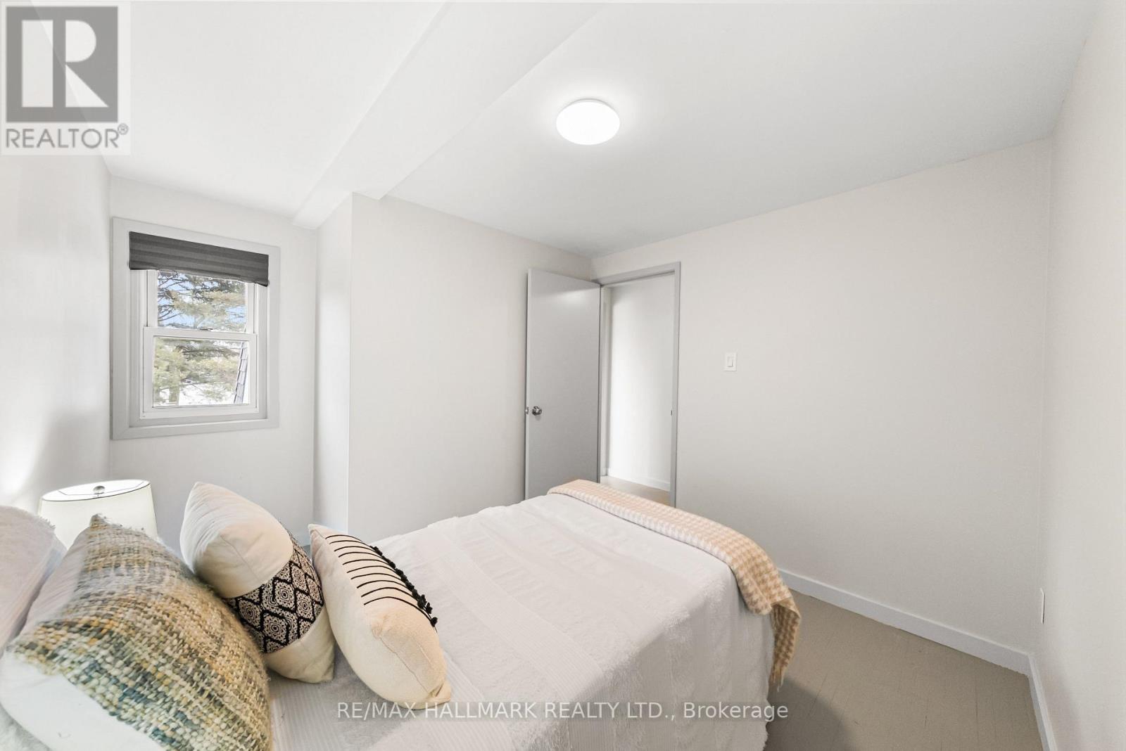 619 Timber Lane, Burlington, Ontario  L7L 4B1 - Photo 21 - W13007982