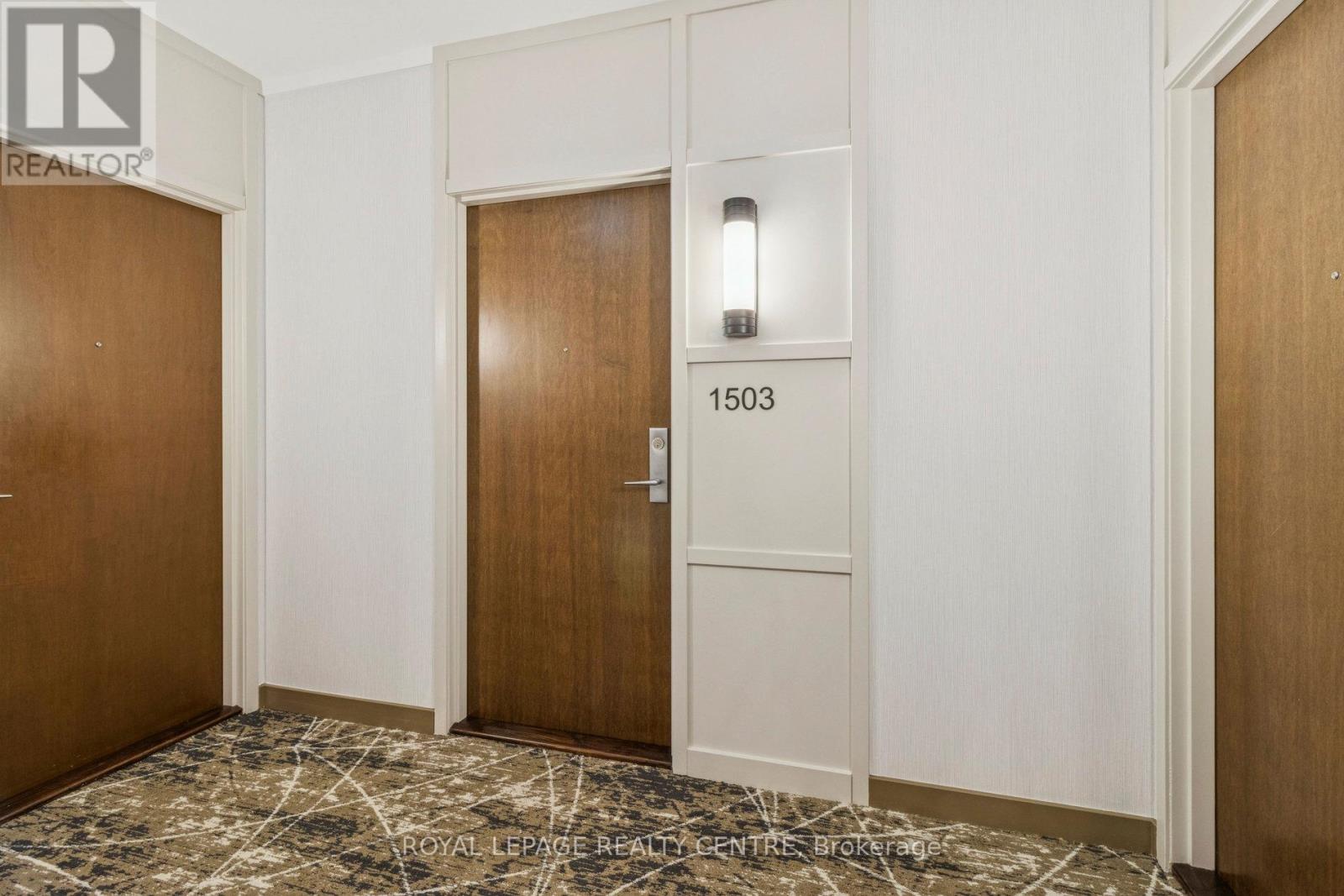 1503 - 1055 Southdown Road, Mississauga, Ontario  L5J 0A3 - Photo 5 - W13007992