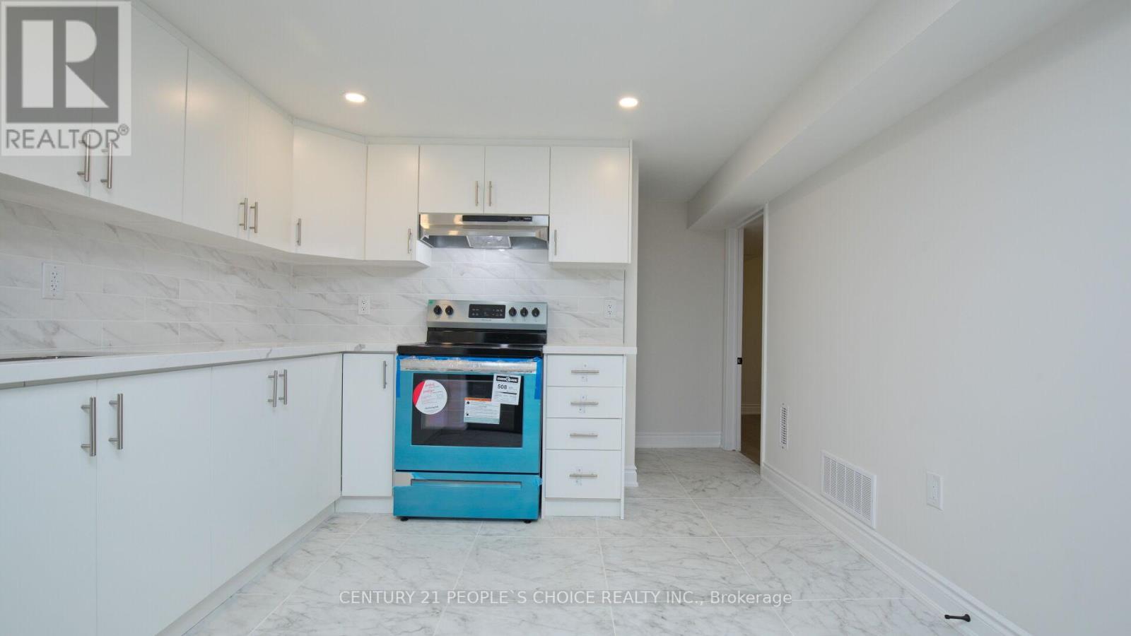 2 Betteridge Lane W, Toronto, Ontario  M9V 4E8 - Photo 15 - W13008006