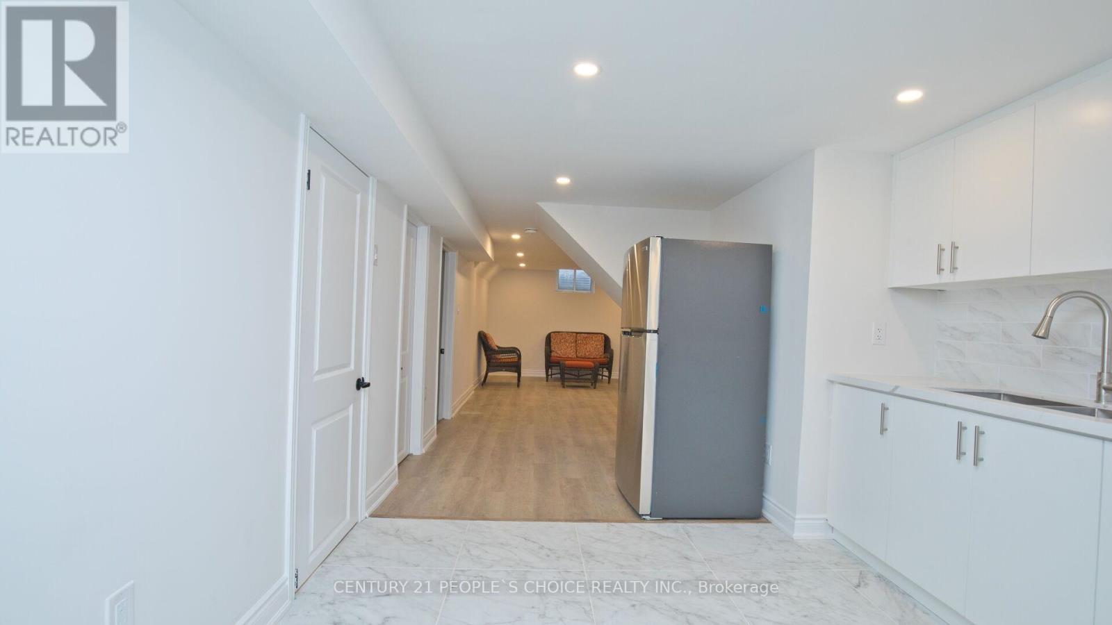 2 Betteridge Lane W, Toronto, Ontario  M9V 4E8 - Photo 17 - W13008006