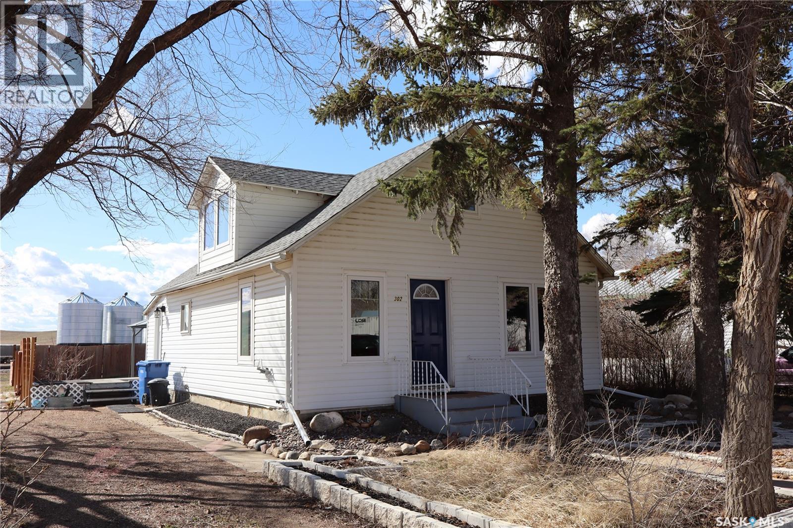302 Columbus DRIVE, Rockglen, Saskatchewan