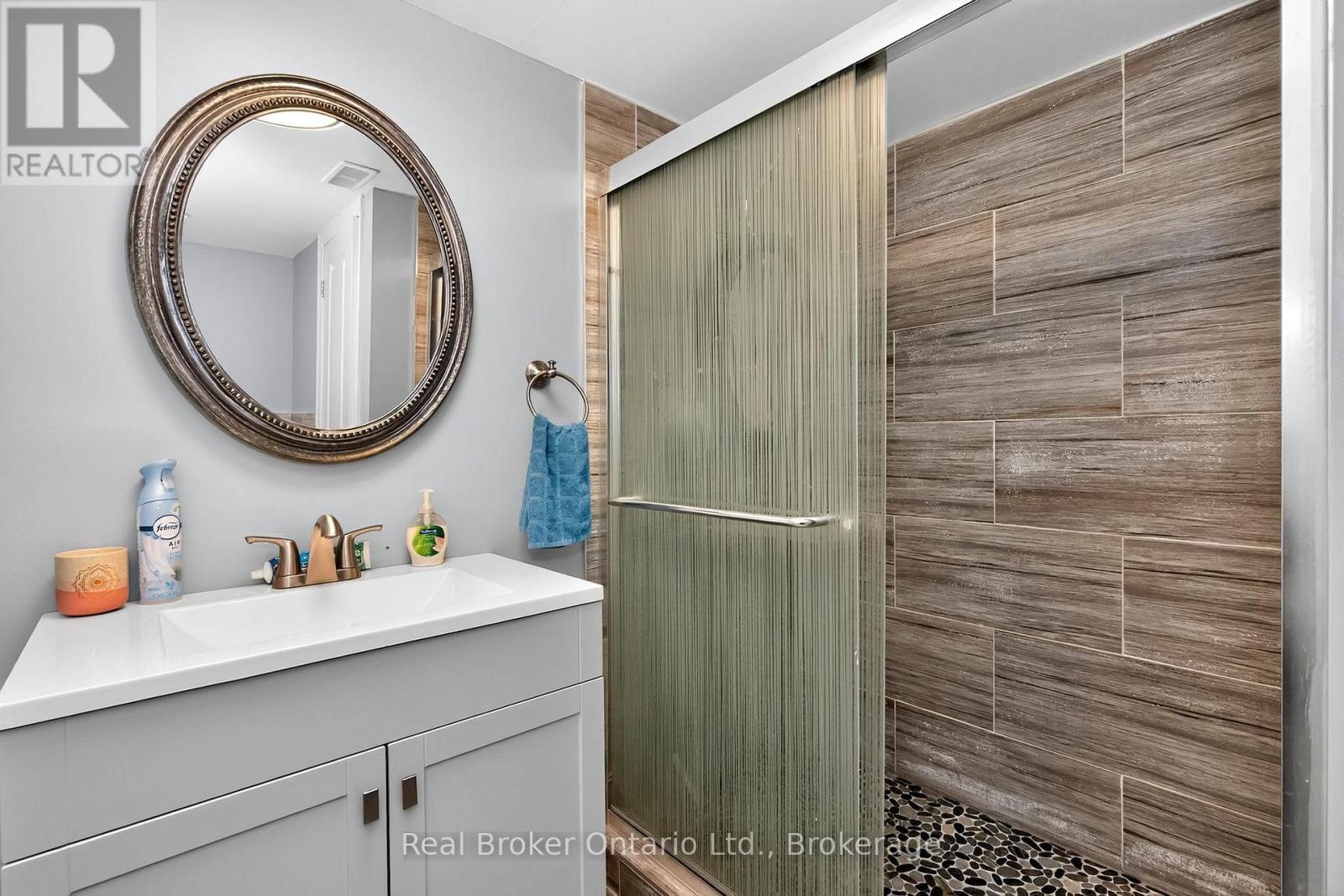 1950 Champlain Road, Tiny, Ontario  L9M 0B6 - Photo 20 - S12978522