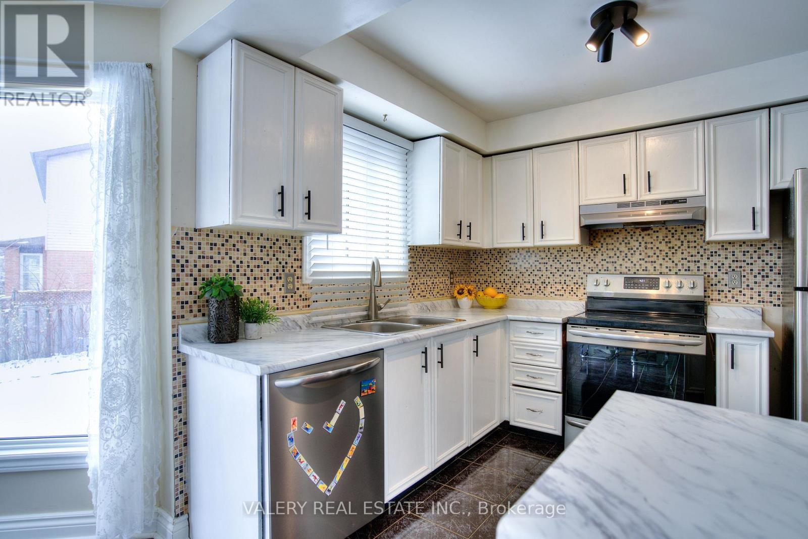 848 Attersley Dr Drive, Oshawa, Ontario  L1K 1T9 - Photo 22 - E12971870