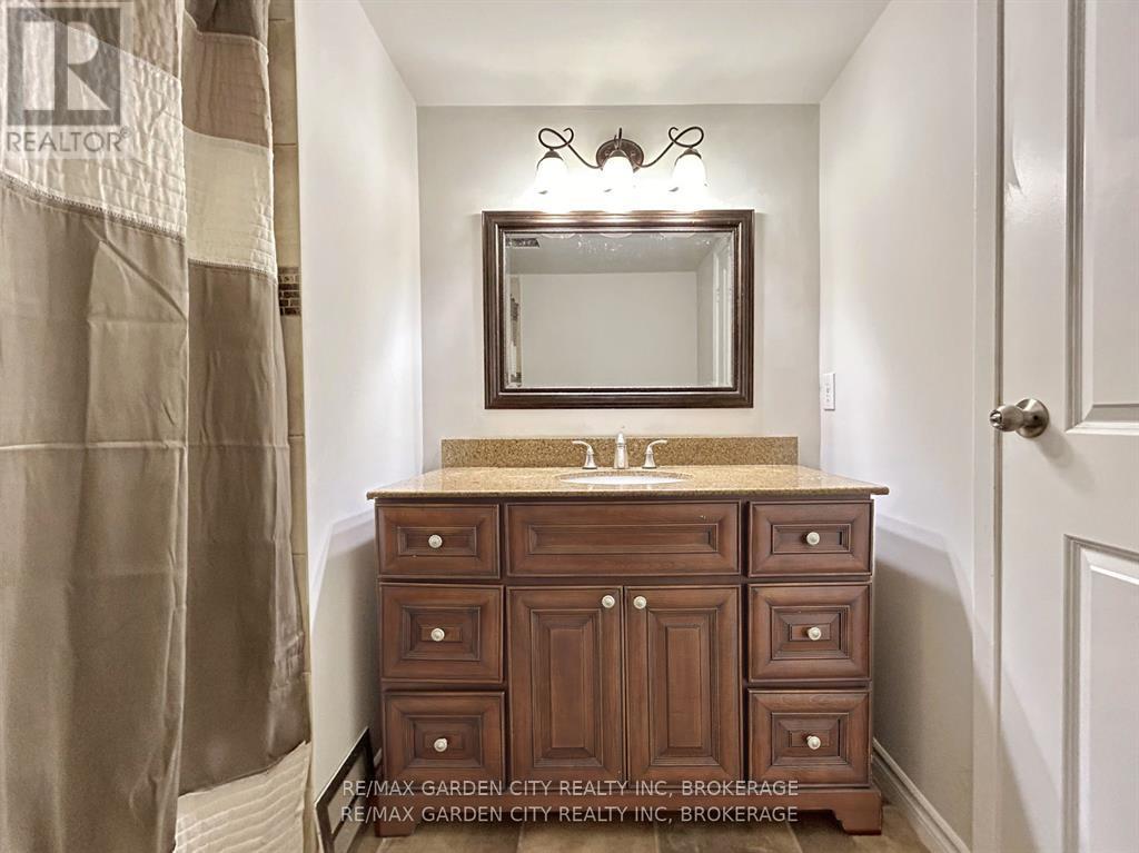 311 - 41 Rykert Street, St. Catharines, Ontario  L2S 3A4 - Photo 5 - X12885728