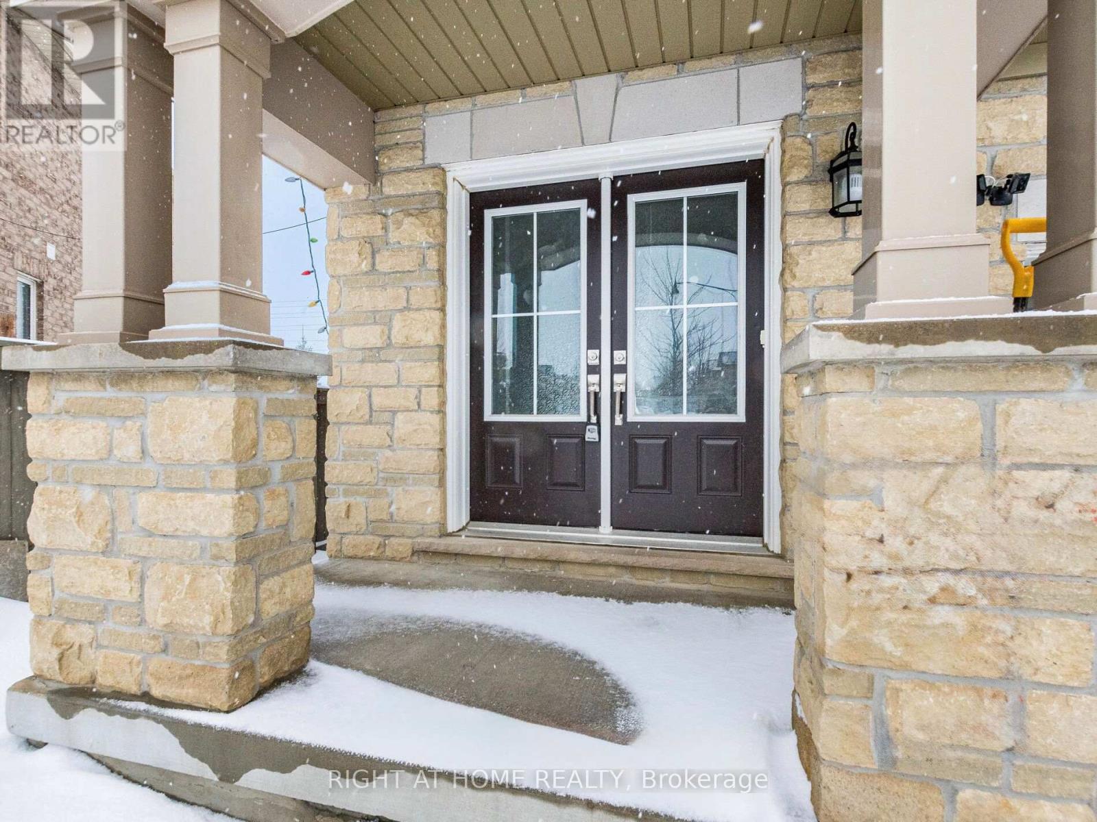 16 Edsel Road, Brampton, Ontario  L7A 4K6 - Photo 2 - W12938822