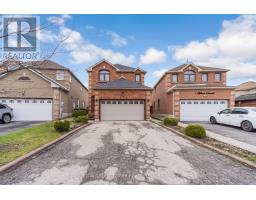 3 ARTHURS CRESCENT, Brampton, Ontario