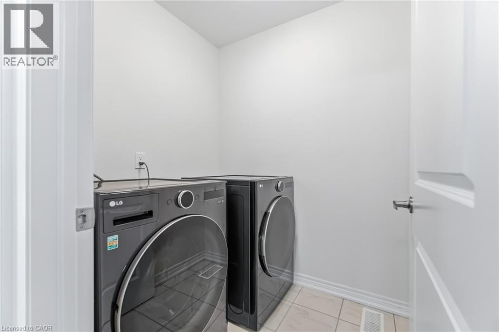 212 Broadacre Drive, Kitchener, Ontario  N2R 0S6 - Photo 29 - 40821587